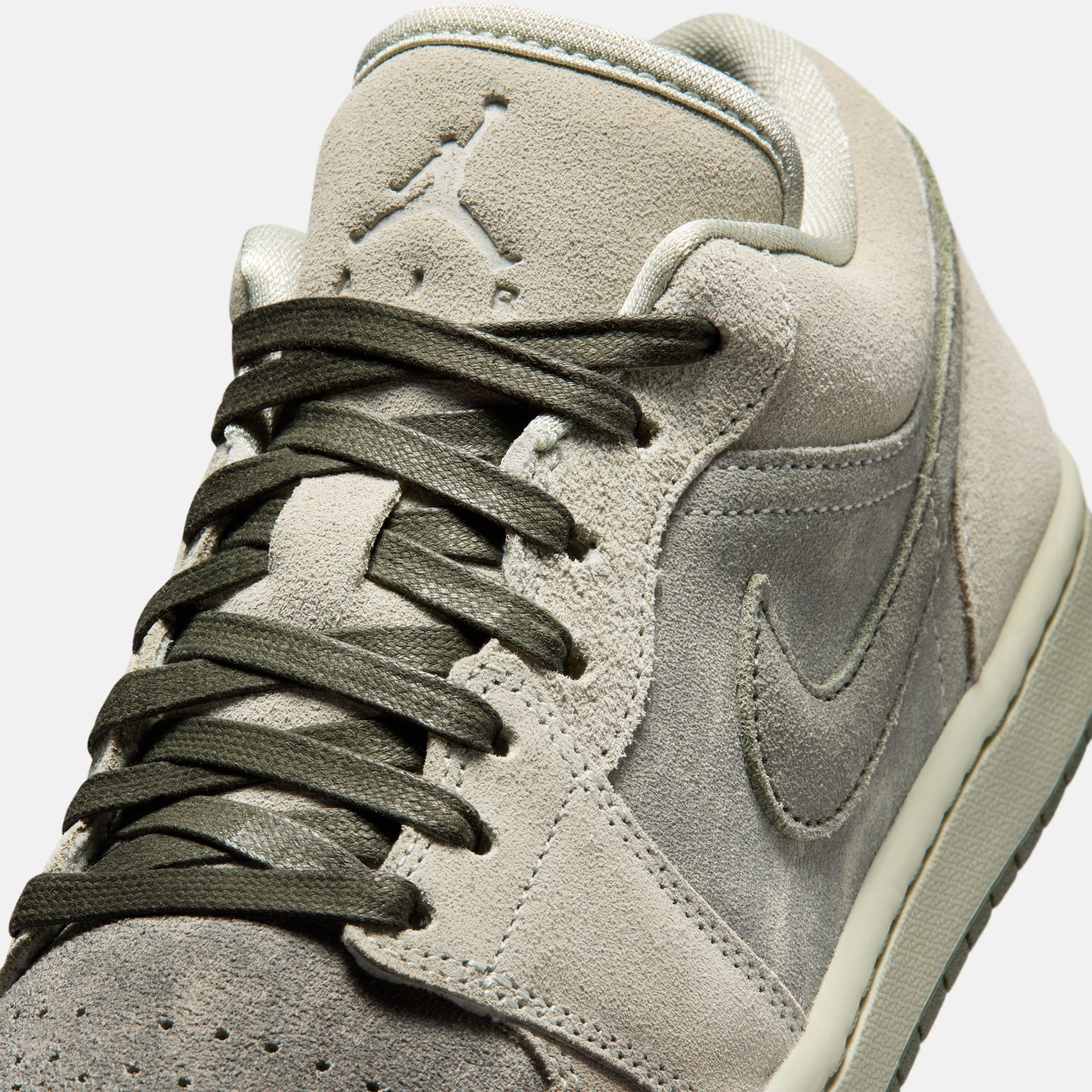 Buy Air Jordan 1 Low SE Women's Shoes Online | Nike India