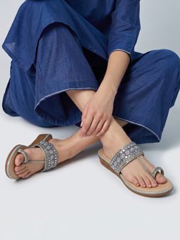 DENILL - Grey Women's Kolhapuris with Stone Embellished Toe Loop