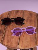 Black color option, Sold out, Currently selected