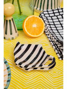 Freedom Tree - Joyee Black And White Tea Bag Thinggy (Set of 4)