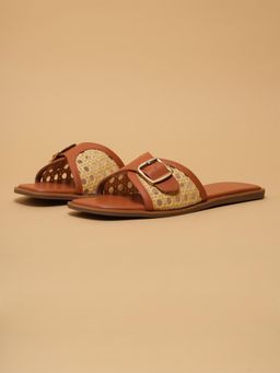 ERIDANI - Yuves Tan Slip-On Flats