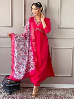 Odette - Women Red Embroidered Kurta with Pant and Dupatta (Set of 3)