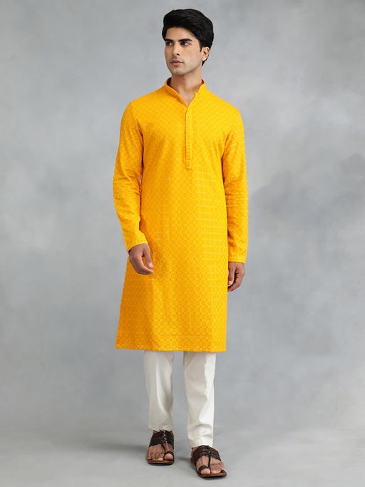 THE KURTA COMPANY Bright Yellow Cotton Blend Embroidered Kurta