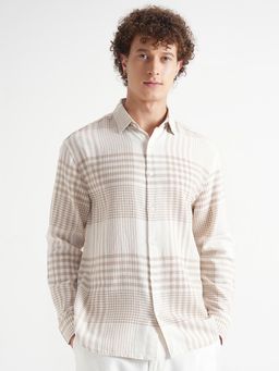 LOCOMOTIVE - Premium Men Beige Dobby Checked Cuban Collar Relaxed Shirt