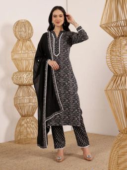 Lative Colours Of Fashion - Black Printed Regular Kurta Pant with Dupatta