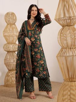 Lative Colours Of Fashion - Green Floral Regular Kurta Pant with Dupatta