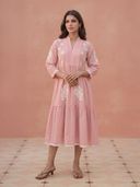 Pink color option, Currently selected