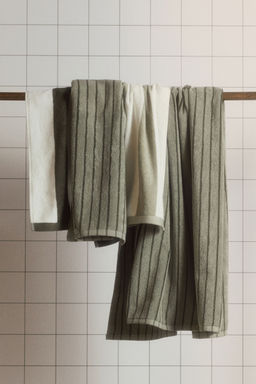 H&M - Green Striped Hand Towel