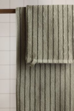 H&M - Green Striped Guest Towel
