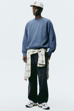 H&M - Men Black Baggy Jeans