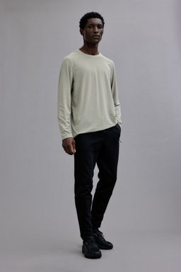 H&M - Men Black Slim Fit Sports Joggers With Drymove