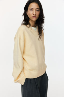 H&M - Women Yellow V-Neck Jumper