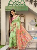 Green color option, Sold out, Currently selected