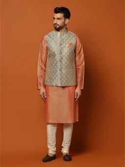 KISAH - Men Grey Textured Silk Blend Jacquard Kurta Jacket Churidar Set with Geometric Pattern