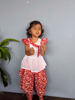 Tura Turi - Kurti Top with Printed Dhoti Shikargah Red & White (Set of 2)