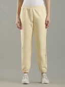 Yellow color option, Currently selected