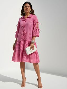 Dora Dori - Printed Tier Bow Detailing Pink Midi Dress