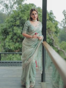 Odette - Sea Green Georgette Solid Saree with Unstitched Blouse