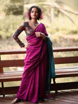 Odette - Magenta Cotton Blend Solid Saree with Unstitched Blouse