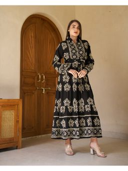 Zolo Label - Thread Work Full-Length Black Maxi Dress