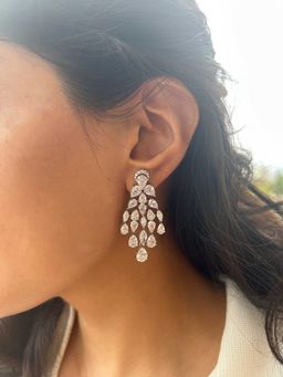 PRATA - Luminoso Vogue White Earrings
