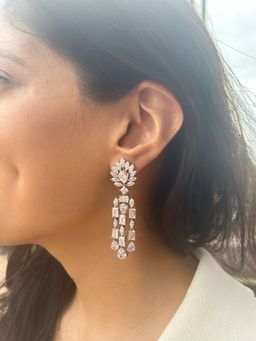 PRATA - Scintillio Luxe White Earrings