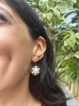 PRATA - Noor Pearl White Drops Earrings