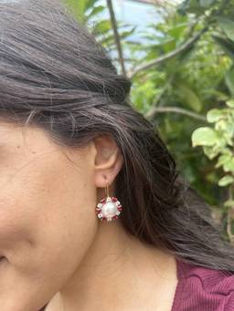 PRATA - Noor Pearl Red Drops Earrings