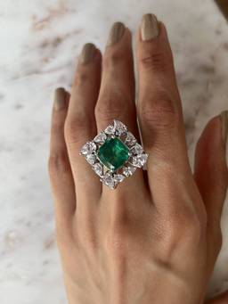 PRATA - Radiant Emerald Revelry Green Ring
