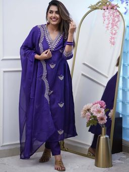 Gahan - Divyadham Textiles Embellished Pv Kurta and Pant with Cotton Dupatta-Blue