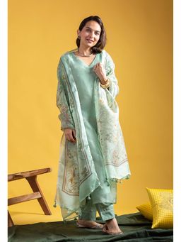 Gahan - Divyadham Textiles Graceful Viscose Embroidered Kurta and Pant with Dupatta-Green