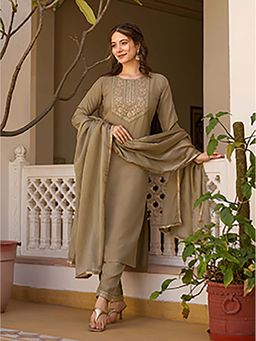 Gahan - Divyadham Textiles Rayon Embroidered Kurta and Pant with Dupatta-Green