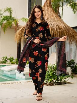 Gahan - Chic Silk Blend Floral Printed Kurta and Pant with Solid Tabby Organza Dupatta-Black