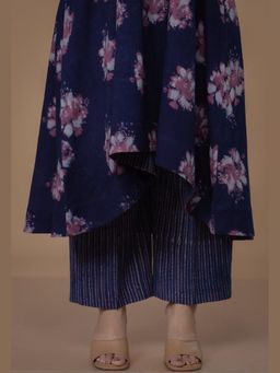 The Indian Ethnic Co. - Navy Blue Pure Cotton Stripes Palazzo