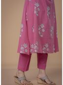 Pink color option, Currently selected