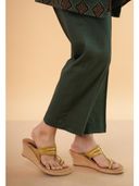 Olive color option, Currently selected