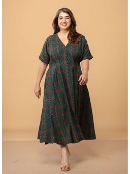 The Indian Ethnic Co. - Green Cotton Slub Geometric A-Line Midi Dress