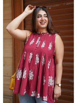 The Indian Ethnic Co. - Ryza Red Dabu Slub Cotton A Line Short Top
