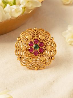 Azai by Nykaa Fashion - Gold Tone Flower Motif Ring