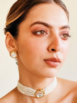 Azai by Nykaa Fashion - Classic Off White & Gold Kundan Jewellery (Set of 2)