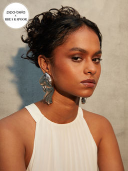 Pipa Bella by Nykaa Fashion - Rhea Kapoor x Pipa Bella Silver Toned Textured Earrings