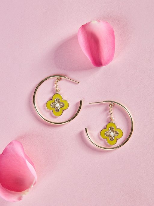 Pipa Bella by Nykaa Fashion Green and Gold Clover Leaf Hoop Earrings