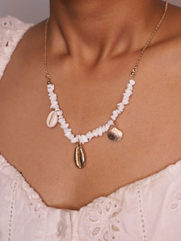 Pipa Bella by Nykaa Fashion - Contemporary Gold Plated Ivory Necklace