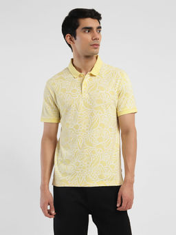 Levi's - Men Yellow Printed Polo T-Shirt