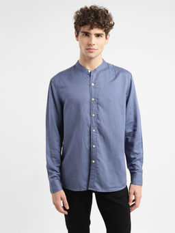 Levi's - Men Blue Solid Slim Fit Shirt