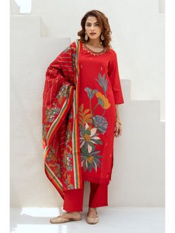 Autumnlane - Khevna Carmine Floral Printed Kurta with Pant and Dupatta (Set of 3)