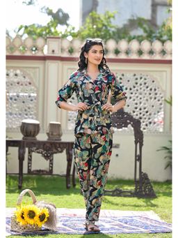 Autumnlane - Navy Blue Etihad Swish Floral Co-Ord (Set of 2)