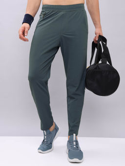 Technosport - Men Green Solid Relax Fit Sports Trackpant With Elasto Plus