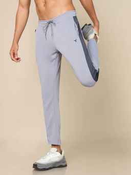 Technosport - Men Blue Colorblock Slim Fit Sports Trackpant With Elasto Plus