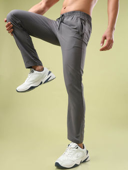 Technosport - Men Grey Solid Relax Fit Sports Trackpant With Technolite